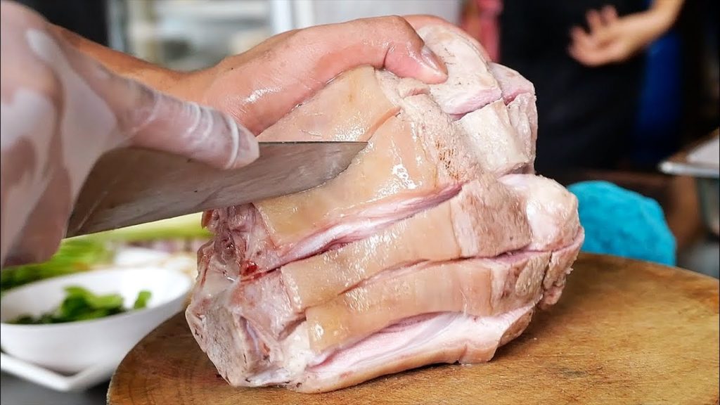 Thai Street Food - FRIED PIG LEG Grilled Pork Soup Bangkok Thailand