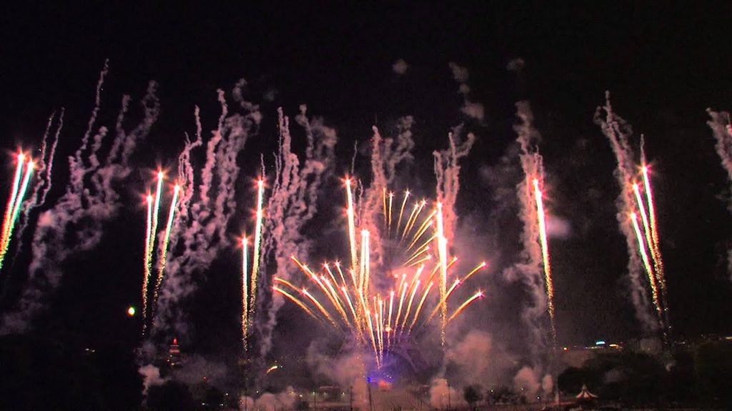Paris 2014 Feu d'artifice - Tour Eiffel Quatorze Juillet Fireworks - 14 july