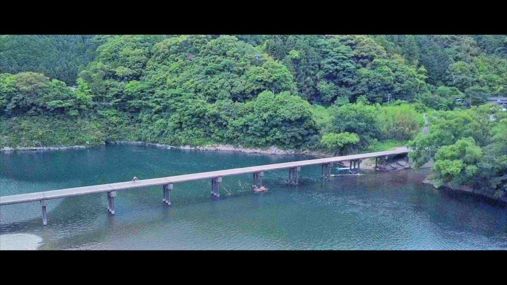 The Submersible Bridges of Shimanto River in Japan | 四万十川の沈下橋 4K