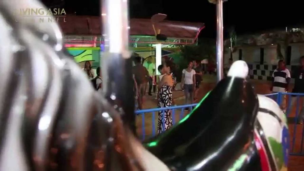 Gloria's Fantasyland: Where Everyday Is A Festival