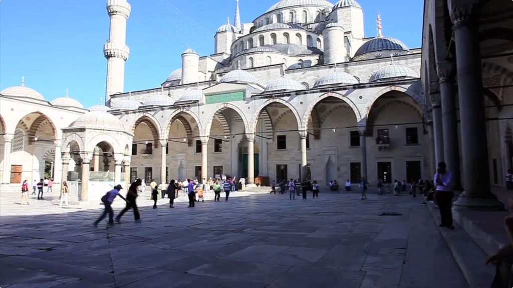 ISTANBUL / TURKEY : Blu-ray "WORLD - CRUISE" #11