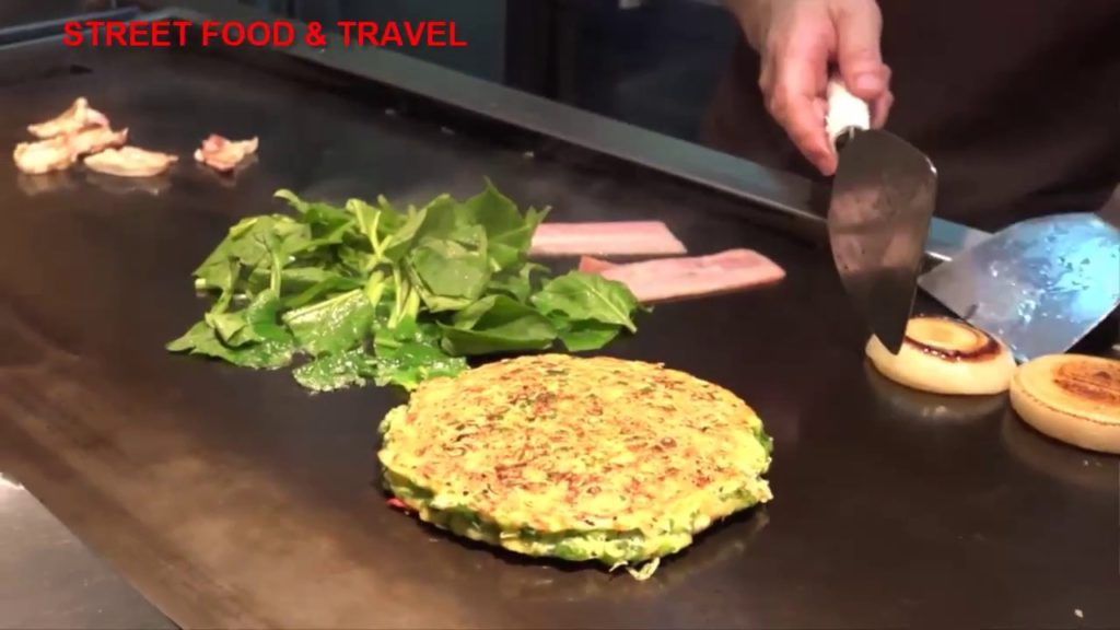 Teppanyaki in Japan | Japanese Street Food | STREET FOOD & TRAVEL