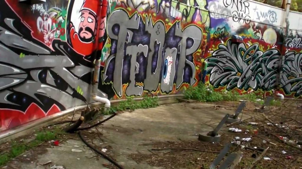 Abandoned La Rainbow Hotel & Tower, Tower B1, Graffiti Galore