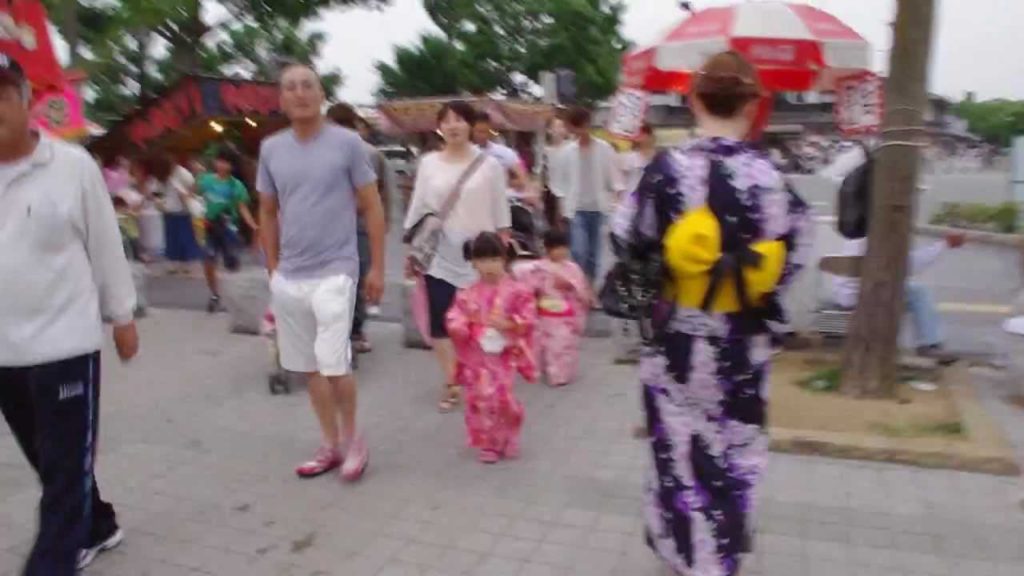 Himeji Yukata Festival - Part 1.AVI