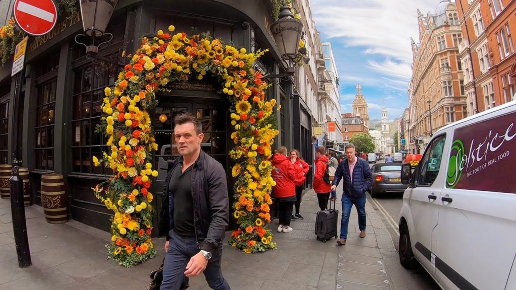 London Walk, COVENT GARDEN,  Leicester Square & Chinatown — Walking Tour 4K 🇬🇧