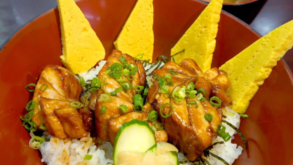 Japan Street Food(2019) S01Part.12 🦑Street Seafood Okinawa Toro Tuna Fish Seafood Market 冲绳那霸泊いゆまち