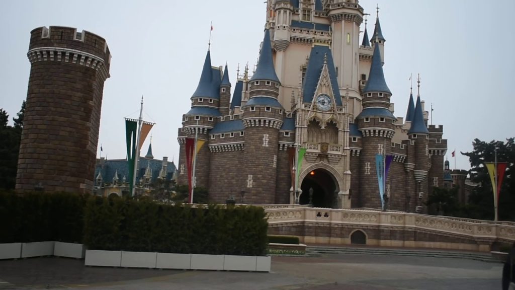 Tokyo Disneyland: Entrance to Tower.