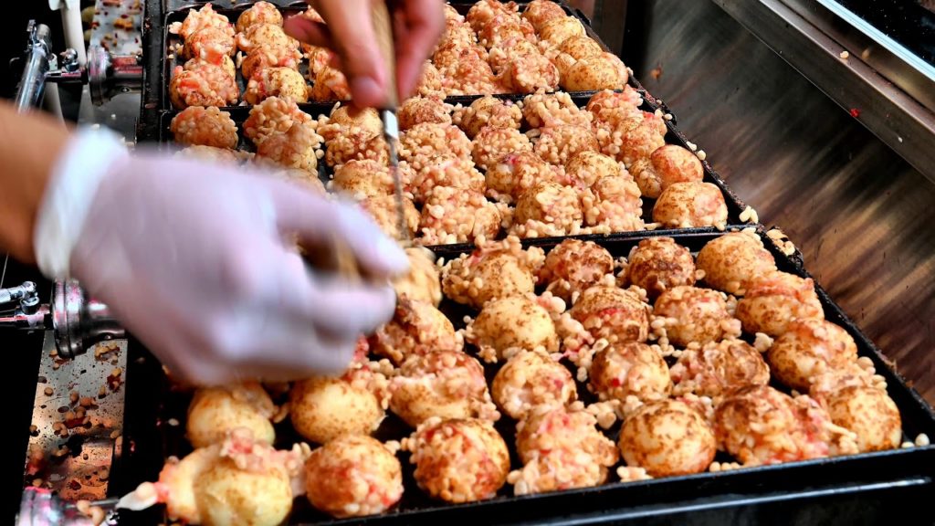 【大阪】【道頓堀】「たこ焼 十八番」おはこ 三種盛（ソースマヨ・塩・おろしポン酢）【４K】Japanese Street Food TAKOYAKI "JUHACHIBAN" Osaka