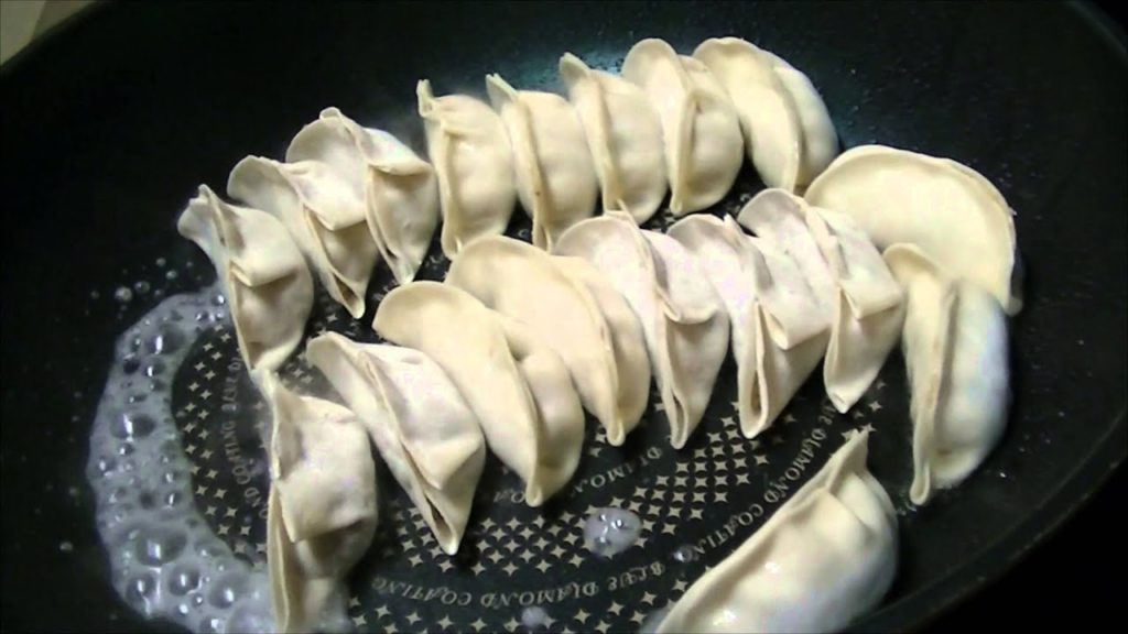 Yummy Japanese Gyoza at Home