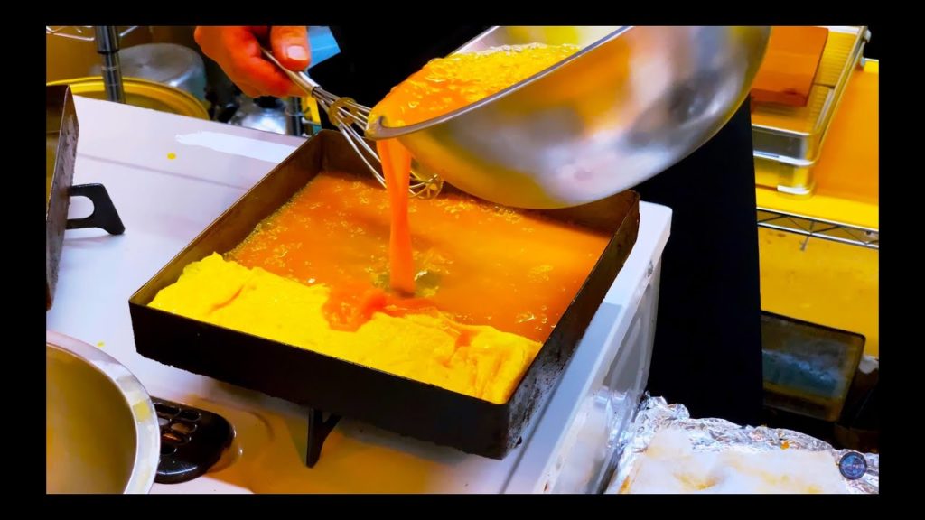 Watch Forever | Japanese Street Food - Japanese Omelette | Tamagoyaki | たまご焼き | ダシ巻きたまご