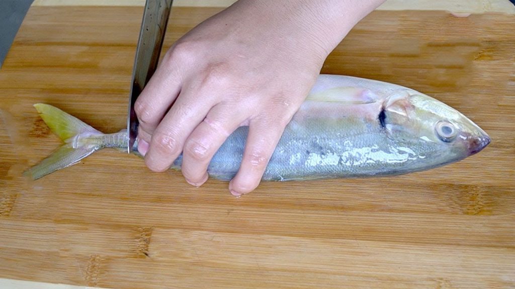 Japanese Street Food - How to make Fillet a Whole Bigeye trevally ,sashimi  Japanese seafood