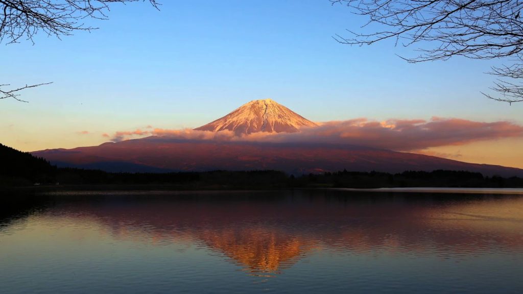 Japan 1 Minute Travel Mt.Fuji Lake Tanuki-ko