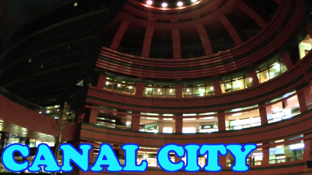 Japanese Shopping: Canal City Hakata, Fukuoka City - 福岡市のキャナルシティ博多 - Japan As It Truly Is