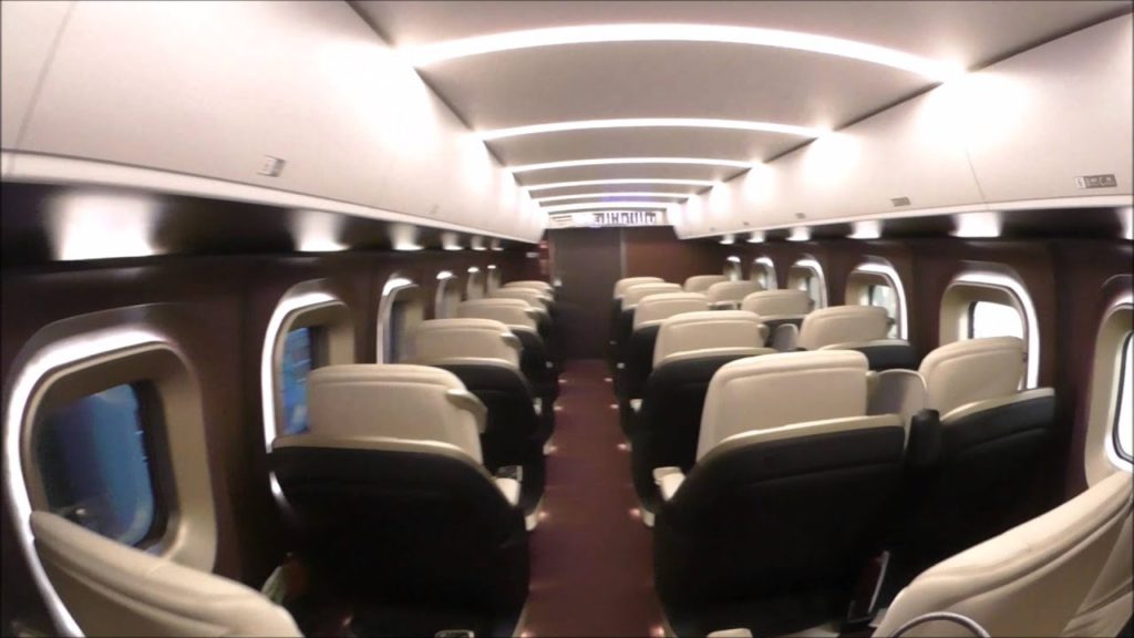 bullet train Japan、新幹線Hokuriku area Shinkansen 、Kanazawa station