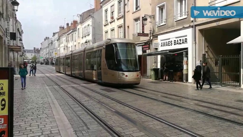 The Elegant Catenary-less Trams of Orleans, France