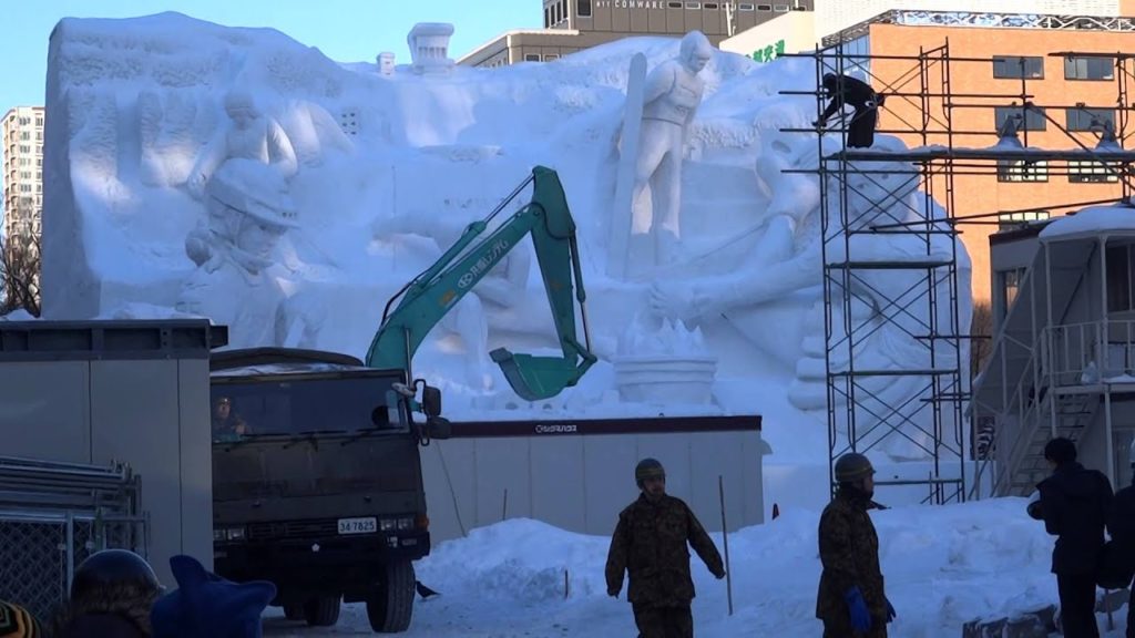 The dismantling heavy snow image　at Sapporo　/　大雪像解体を見学してきた