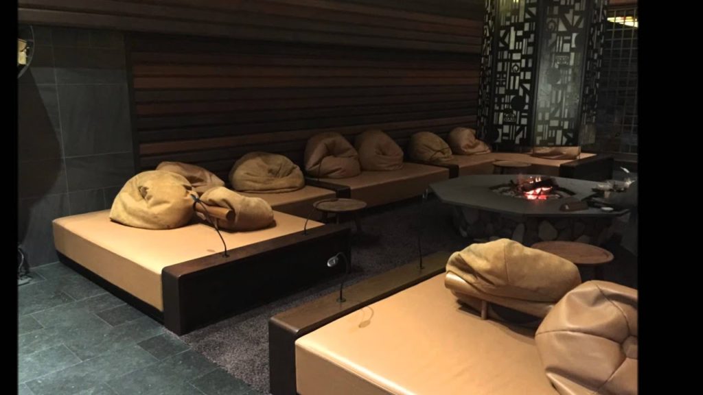 Niseko Japan luxury Hotel - Onsen Ryokan (Hokkaido, Japan)