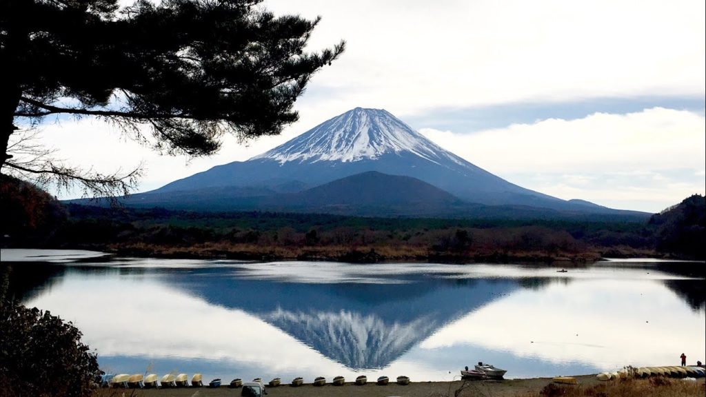 Adeyto LIVE 🗻 Mount Fuji STUNNING view at Lake Shoji
