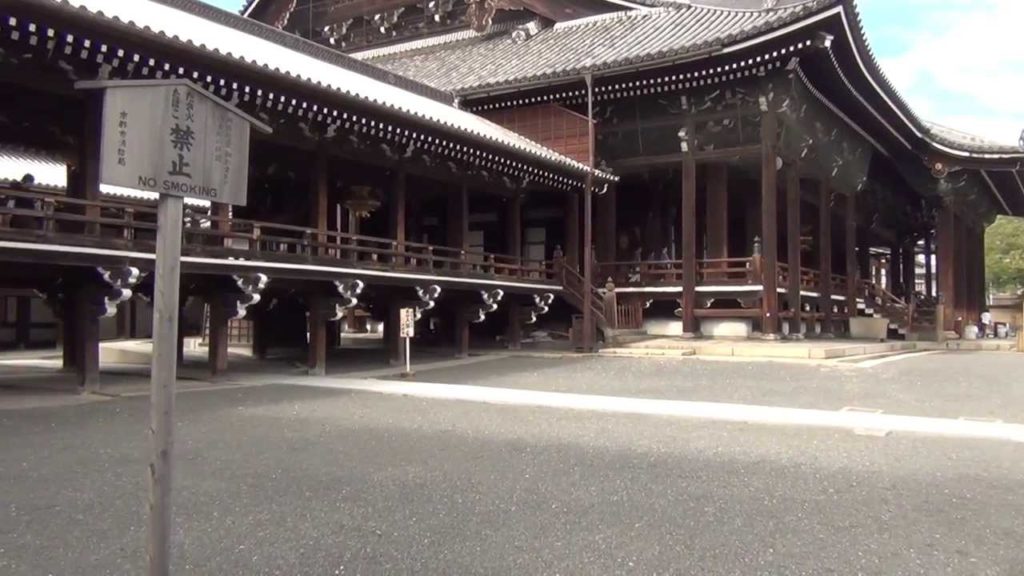 10 Florian auf Tour - Kyoto 1.3 - Nishi Hongan-ji