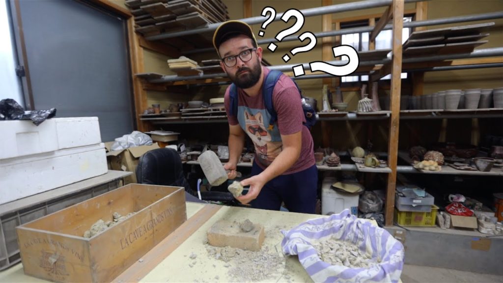 CLEM SE DÉCOUVRE UN TALENT CACHÉ (Okayama - Japon)