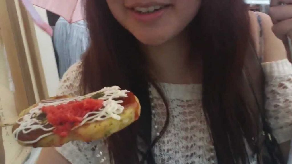 Japan Adventure: Sensoji temple in Asakusa & lots of street food! (Tokyo, Japan)