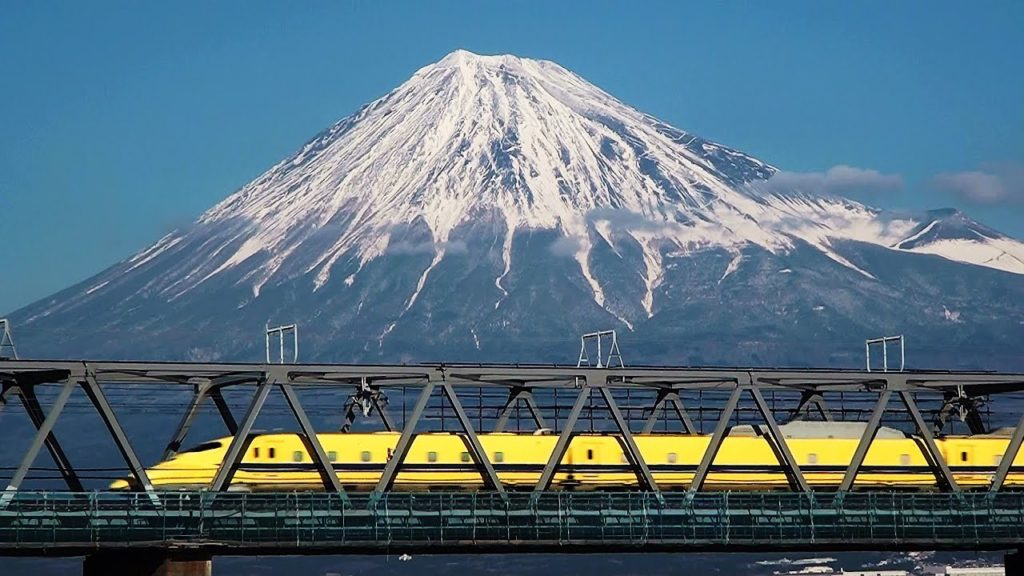 Shinkansen(Japanese Bullet Train & Doctor Yellow) and Cool Mt,Fuji in 2013-12-25