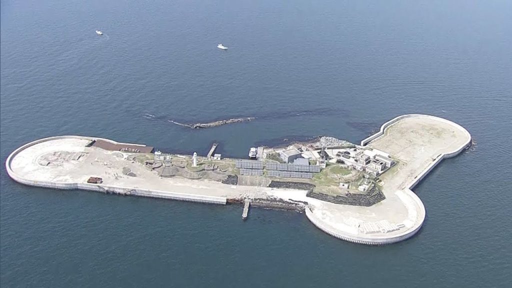 東京湾の旧要塞「第二海堡」、上陸ツアー解禁 明治・大正時代に建設 東京湾の旧要塞「第二海堡」、上陸ツアー解禁 明治・大正時代に建設