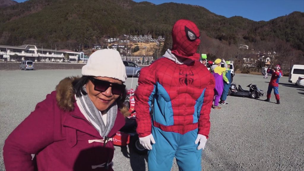 [4K] We found Spiderman and the Mario Kart gang near Mt.Fuji!