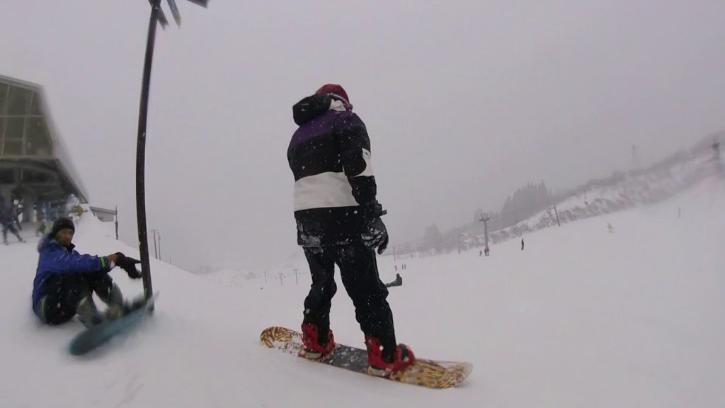 Tried snow boarding for the first time in Muica Onsen Hotel(NIIGATA, JAPAN)Part II Family Vlog #02