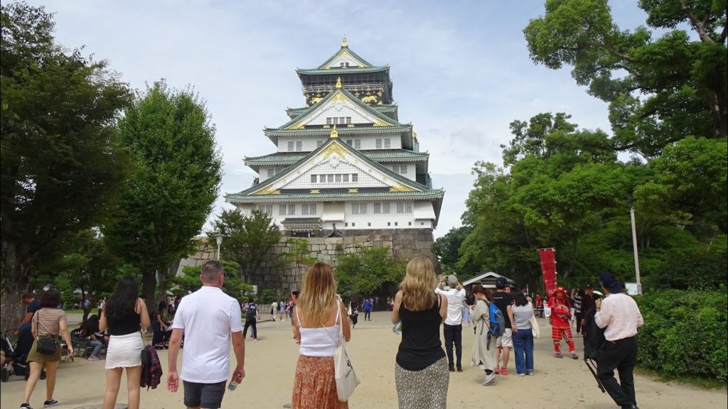 アジアからの外国人観光客が減った大阪城と心斎橋 Osaka Castle    Shinsaibashi
