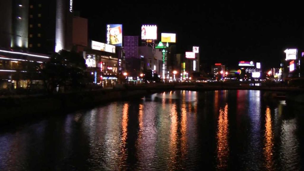 Japan Nightlife - Fukuoka's Red Light District of Nakasu - 福岡市の中州 - Japan As It Truly Is