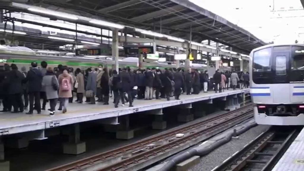 横浜駅ラッシュアワー  Yokohama Station Rush Hour