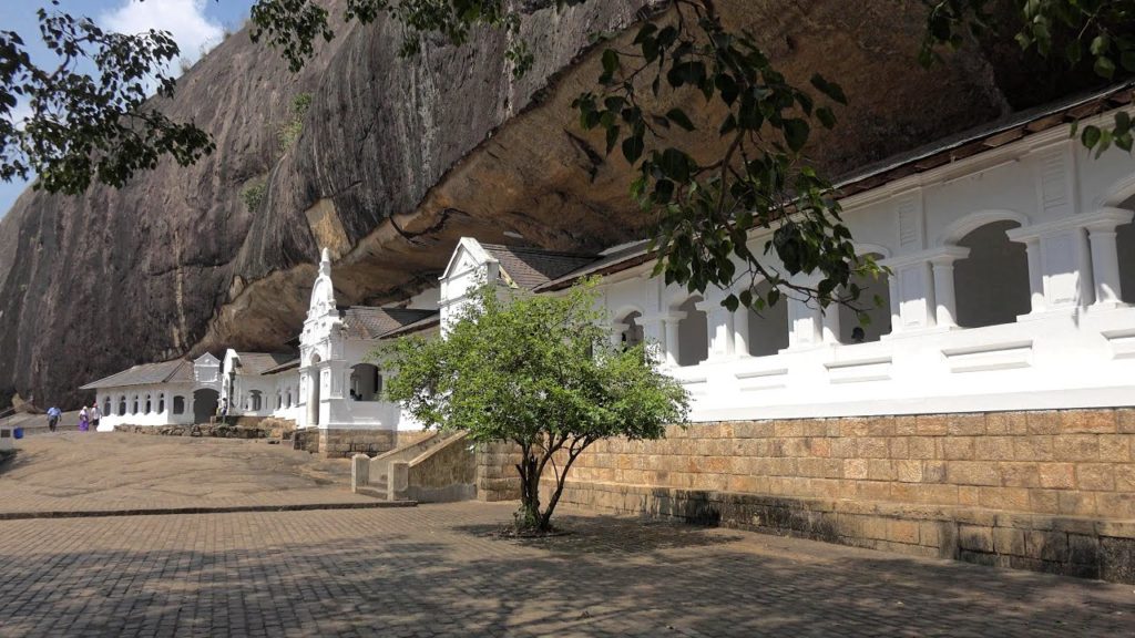 Golden Temple of Dambulla, Sri Lanka in 4K (Ultra HD)