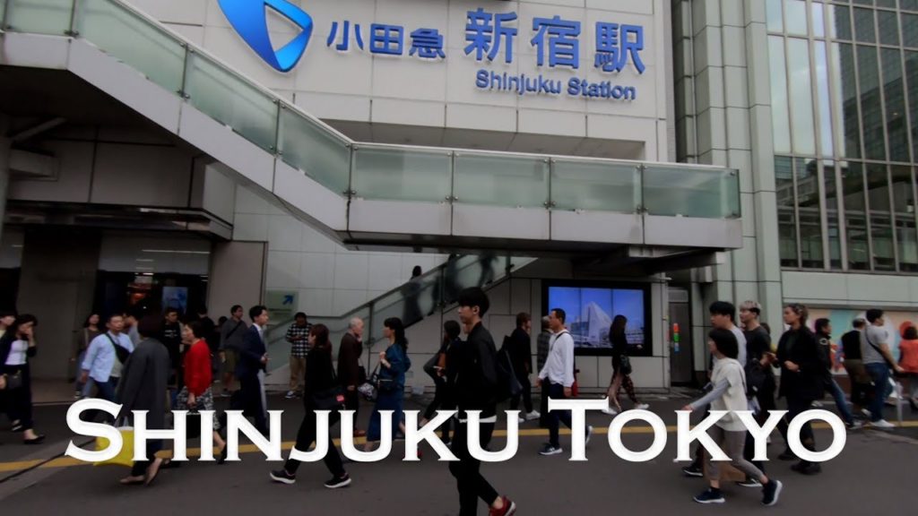 WALKING STREETS OF TOKYO (Shinjuku Street Vlog)