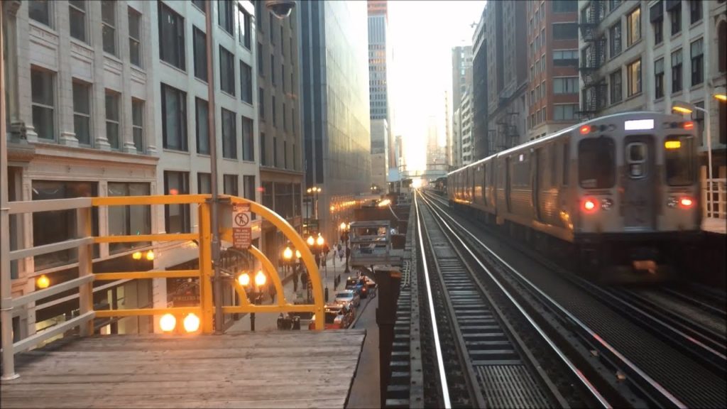 Train Ride - Chicago’s Downtown Loop – USA