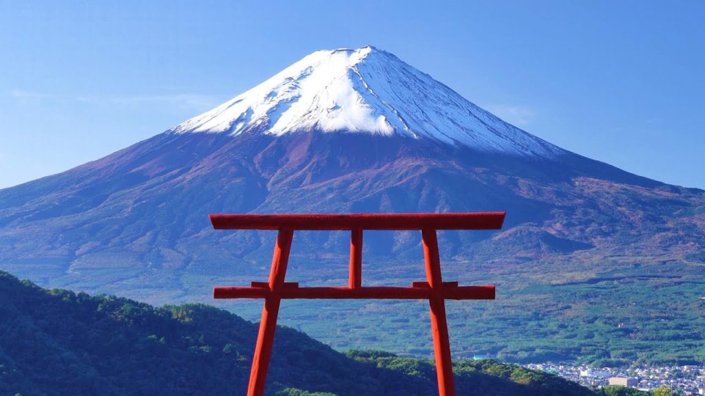 2019.10.23 初冠雪の富士山 / 河口湖畔ではコキアが見頃  [4K] #MtFuji #FirstSnow #Kawaguchiko