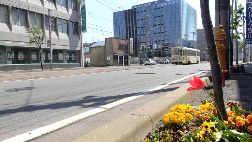 函館市電　Japan Hakodate City Tram ( Street Car ) 720