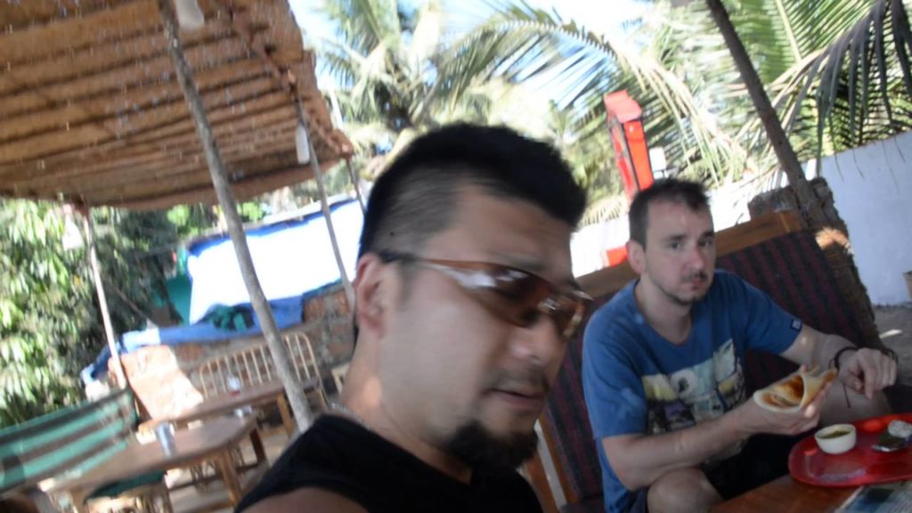 アキーラさん堪能①インド・ゴア・カフェにて朝食!90円マサラドーサ!Masala Dosa breakfast in Dee cafe in Goa in India アキーラさん堪能①インド・ゴア・カフェにて朝食!90円マサラドーサ!Masala Dosa breakfast in Dee cafe in Goa in India