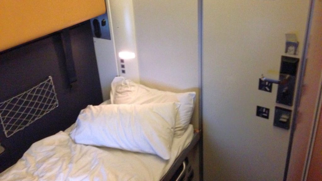 Last Voyage Paris - Berlin CityNightLine Train in Sleeper Deluxe Cabin