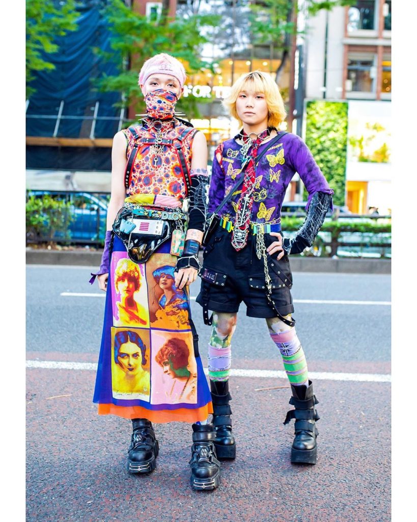 Tokyo Fashion: 18-year-old students @DigitaaalBoy and @qu_quan on the street in Harajuku wearin… 18-year-old students @DigitaaalBoy and @qu_quan on the street in Harajuku wearin...