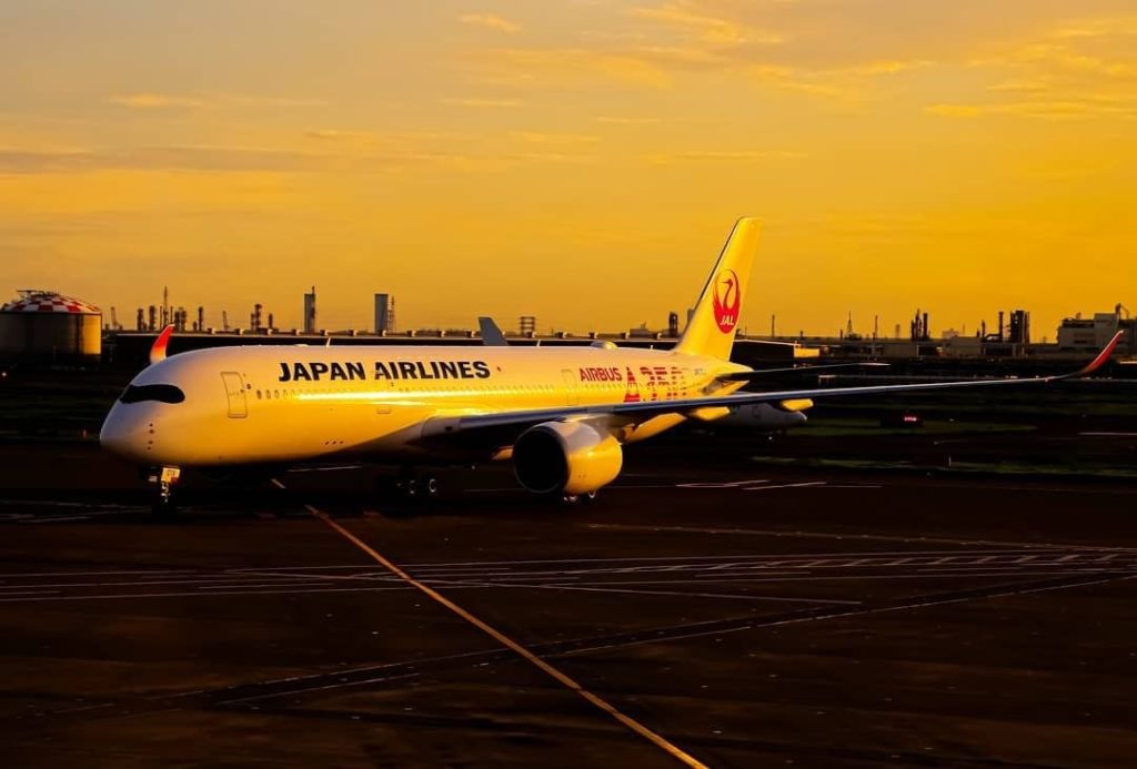 Japan Airline: .
Our Airbus A350 is now in service on the Haneda-Fukuoka route!
Treat yourself … .
Our Airbus A350 is now in service on the Haneda-Fukuoka route!
Treat yourself ...