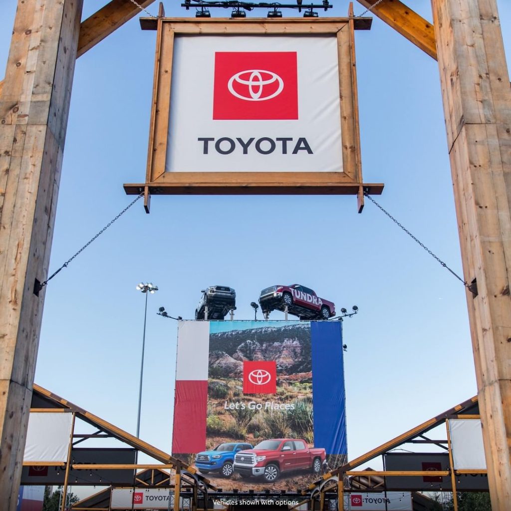 The stars at night aren't the only things big and bright in Texas! #Tundra #Lets...