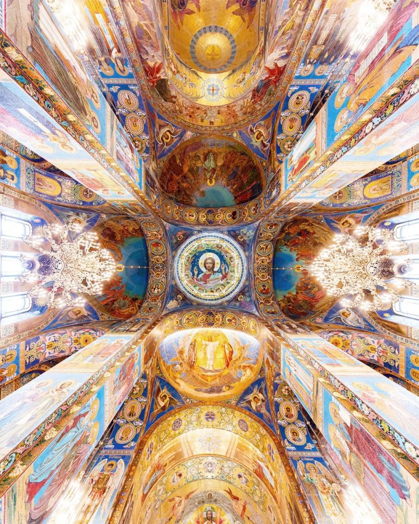 .
The ceilings of St. Isaac's Cathedral in St. Petersburg are adorned with gorge...