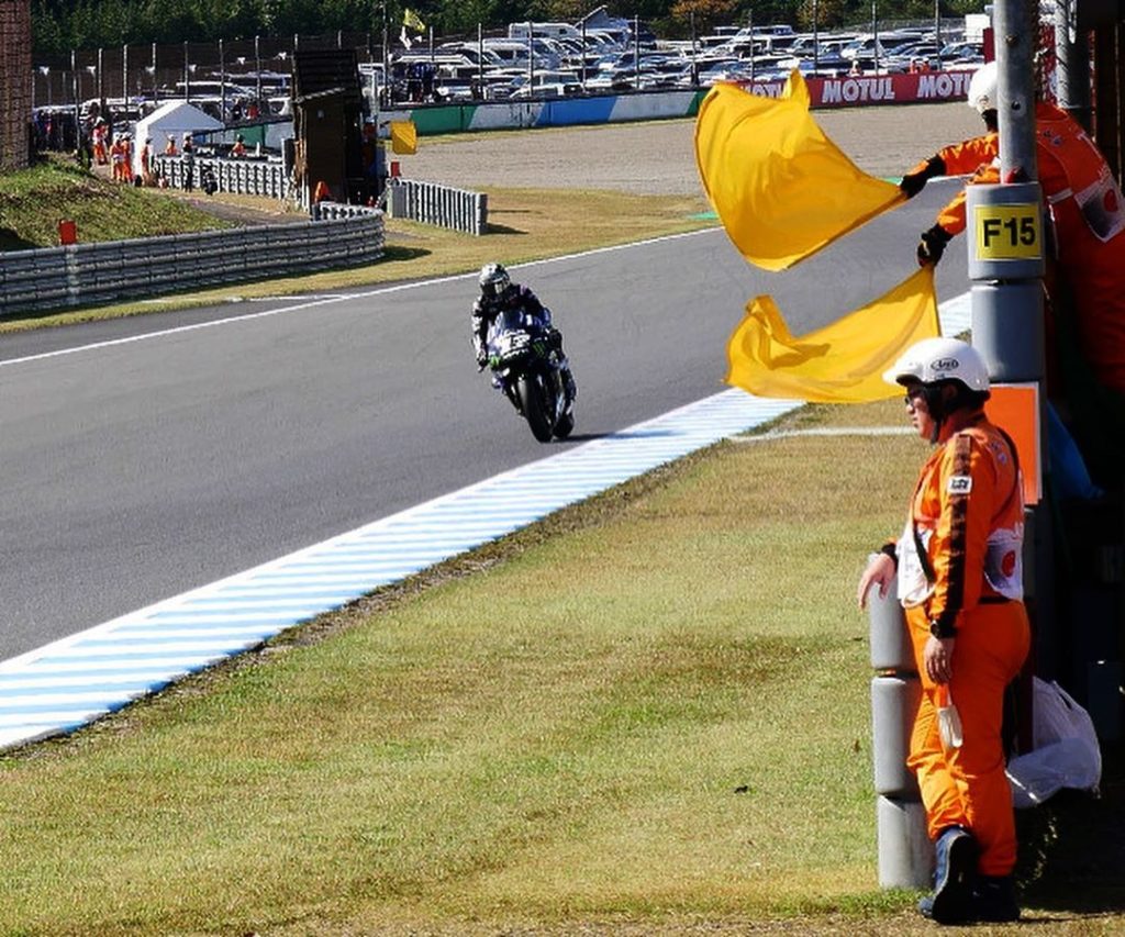 Set your alarm: @maverick12official and @valeyellow46 will start today's race at...