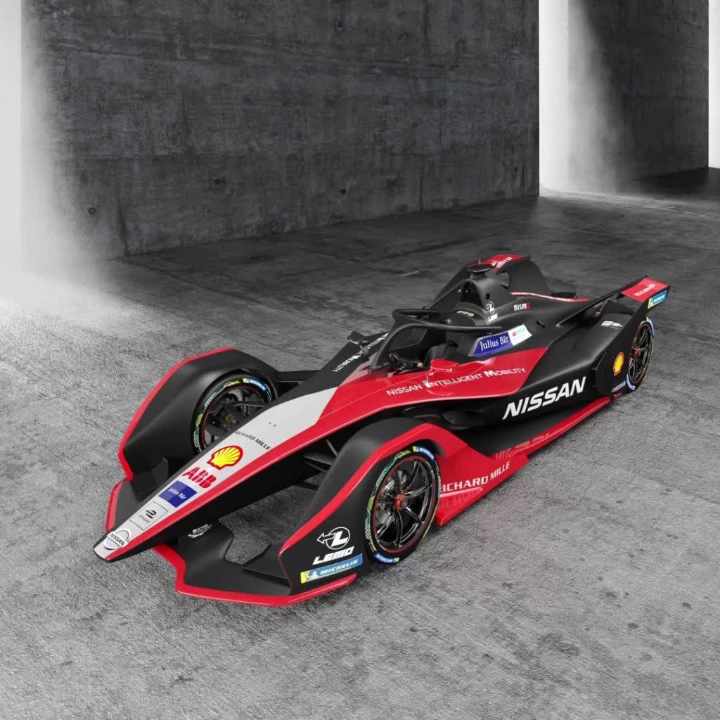 Drum roll please  Introducing our new #Nissan #FormulaE black and white livery, ...