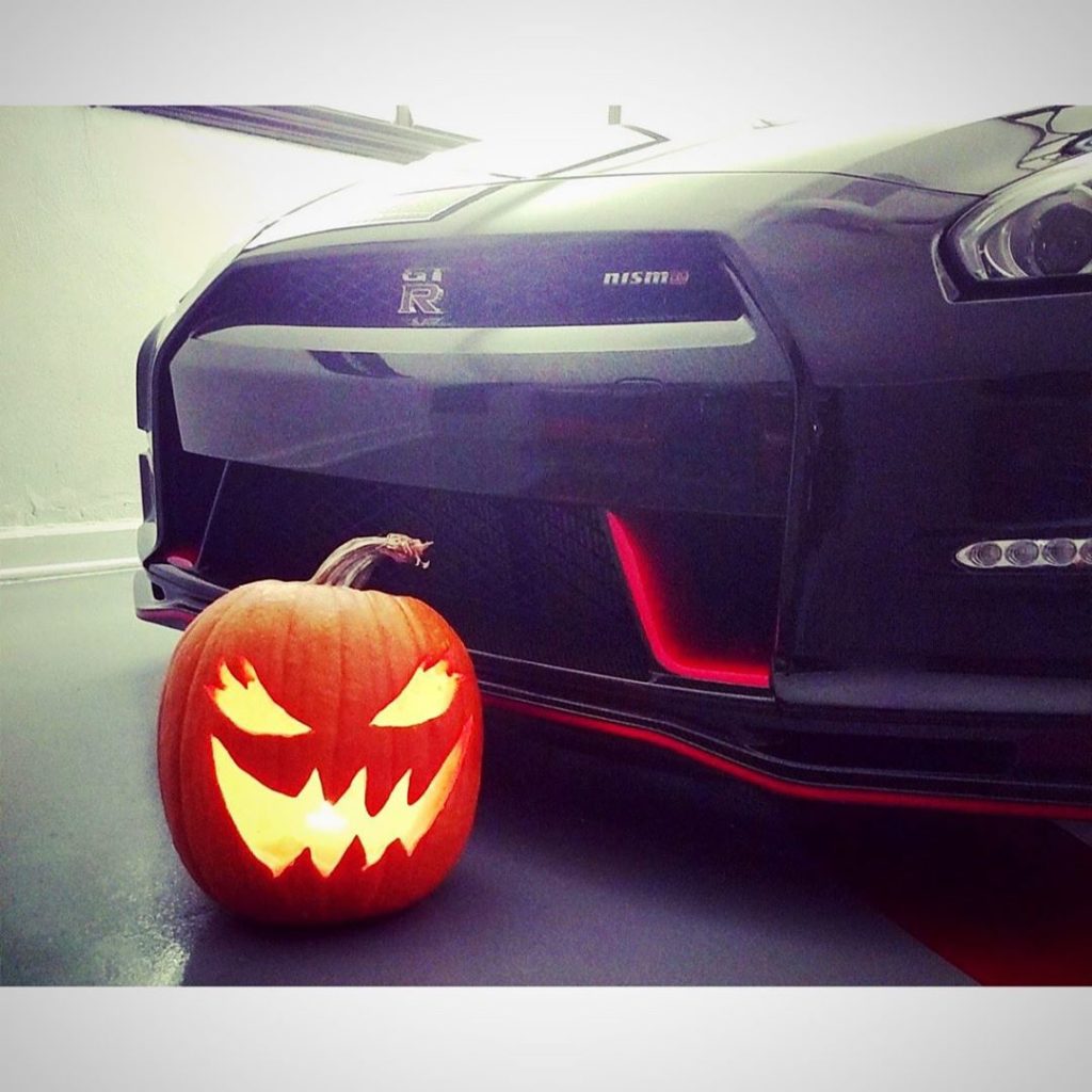 Happy Halloween  GTR fans! 
Photo  @nissan .
.
.
.
.
Follow the Crew:  @Nissan_G...