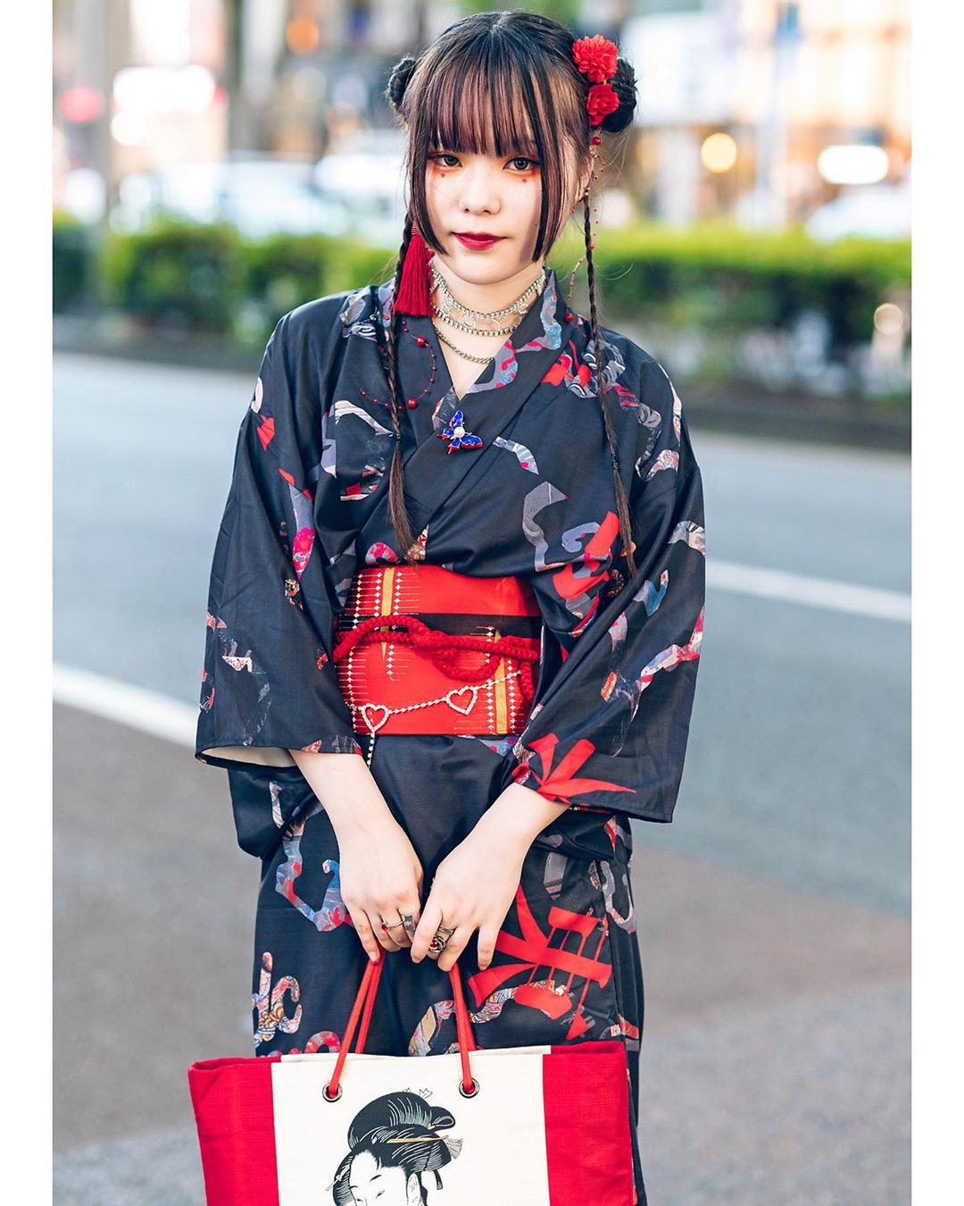 Tokyo Fashion: 18-year-old Japanese student Kaede (@0626kerokero) on ...