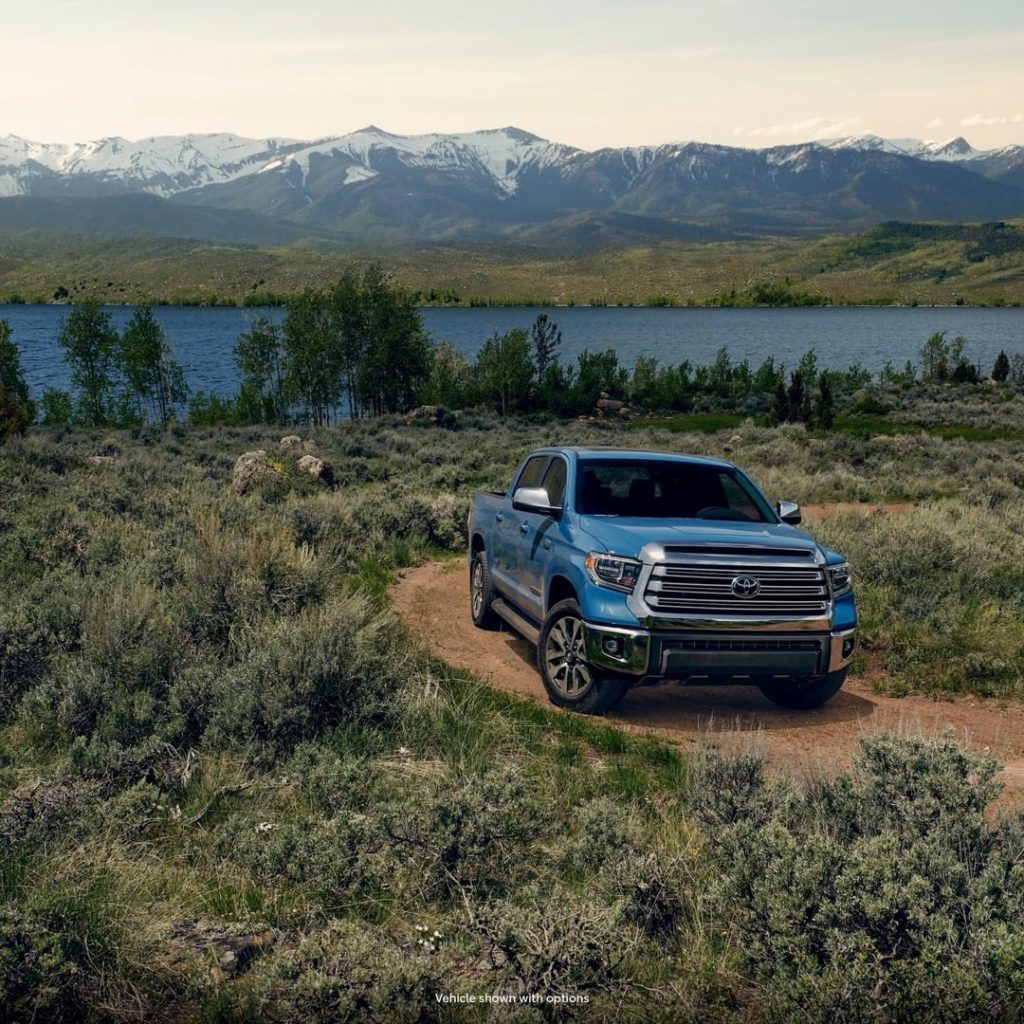 Take the scenic route. #Tundra #LetsGoPlaces...