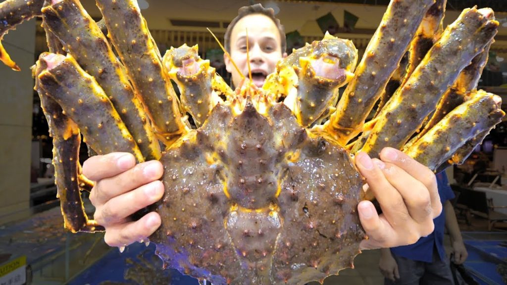INSANE Chinese Seafood – $1500 Seafood FEAST in Guangzhou, China – 10 KG BIGGEST Lobster + KING Crab INSANE Chinese Seafood - $1500 Seafood FEAST in Guangzhou, China - 10 KG BIGGEST Lobster + KING Crab
