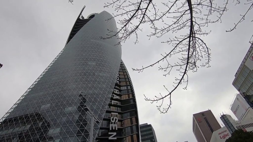 2018.12.名古屋駅桜通口のスタイリッシュな建物